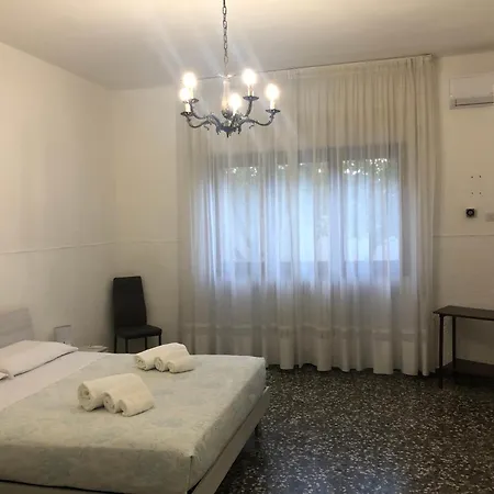 Deba House * San Donaci